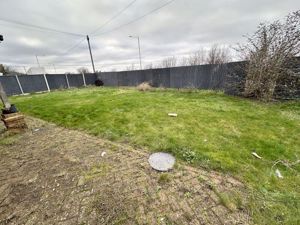 Photo 11- click for photo gallery